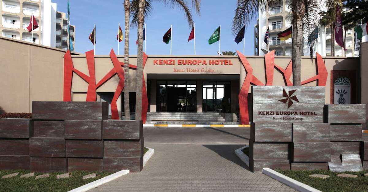 Een foto van de buitenkant van Kenzi Europa Hotel