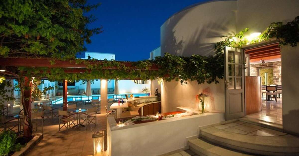 Een foto van Mr & Mrs White Paros