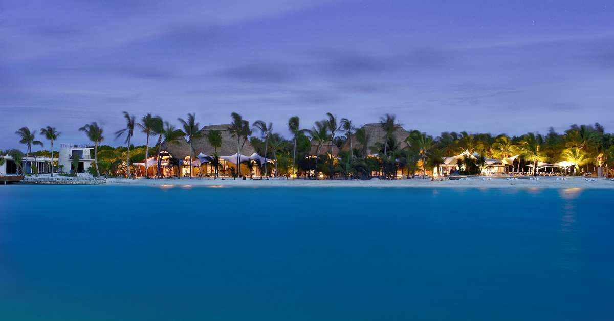 Een foto van de buitenkant van Holiday Inn Resort Kandooma Maldives