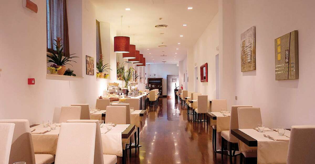Ein Foto Excel Hotel Roma Montemario