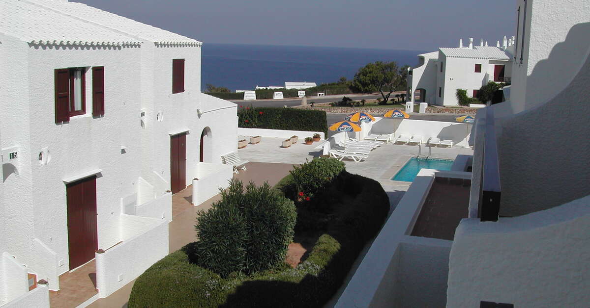 Een foto van de buitenkant van Appartementen Sa Cala