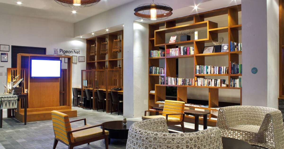 Een foto van het interieur van Deevana Plaza Krabi Aonang
