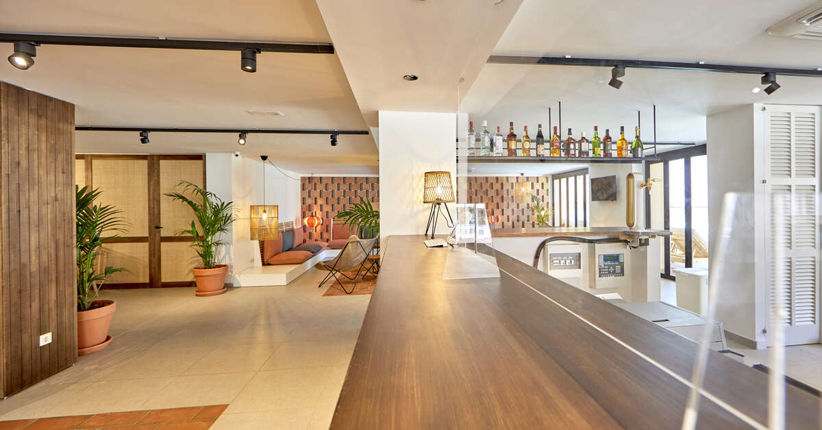 Een foto van het interieur van Tent Capi Playa