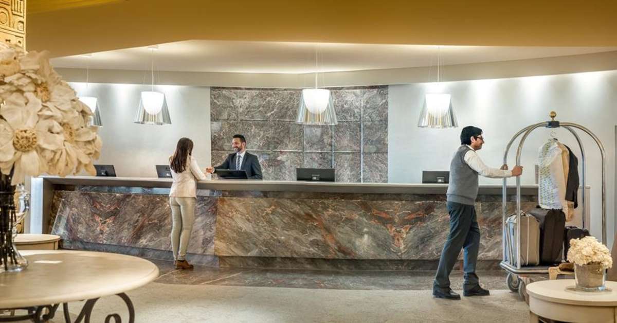 Een foto van het interieur van Hotel Don Pancho