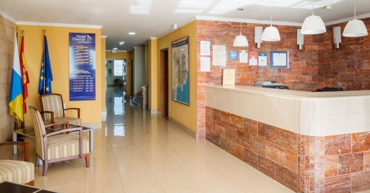 Een foto van het interieur van Hotel Diamar