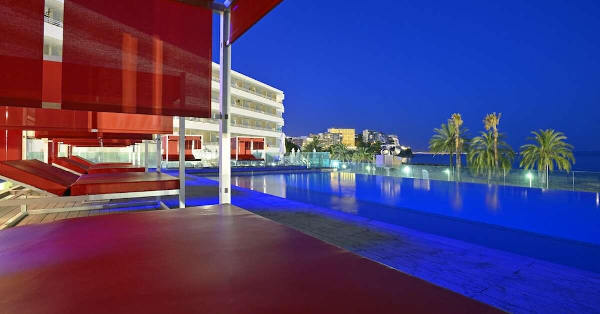 Ein Foto Innside by Melia Wave Calvia