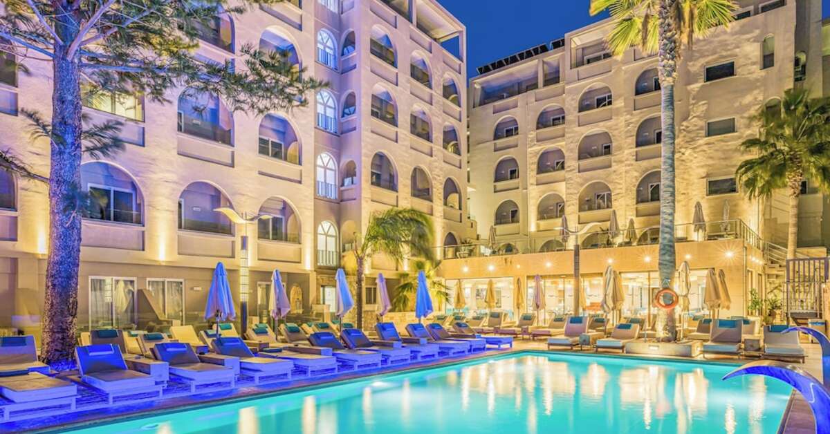Ein Foto Glaros Beach Hotel