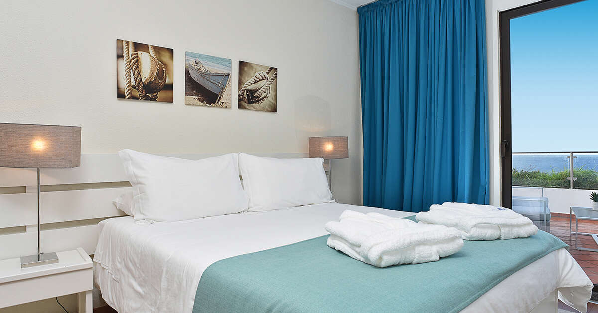 Een foto van Caloura Hotel Resort