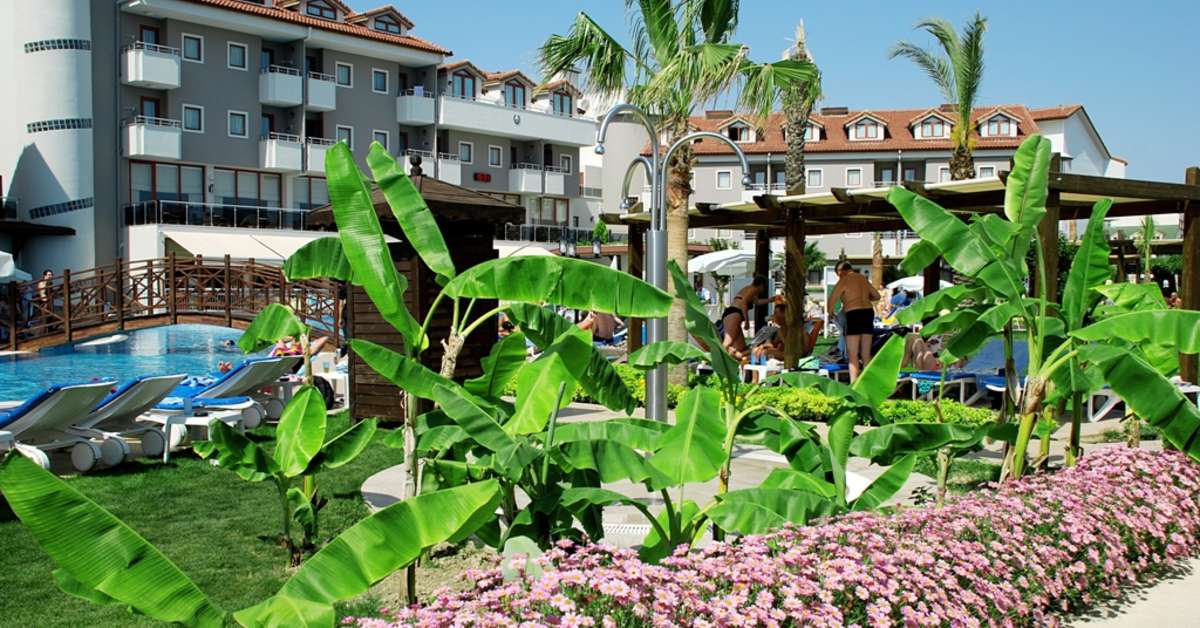 Ein Foto von der Außenansicht des Monachus Hotel & Spa