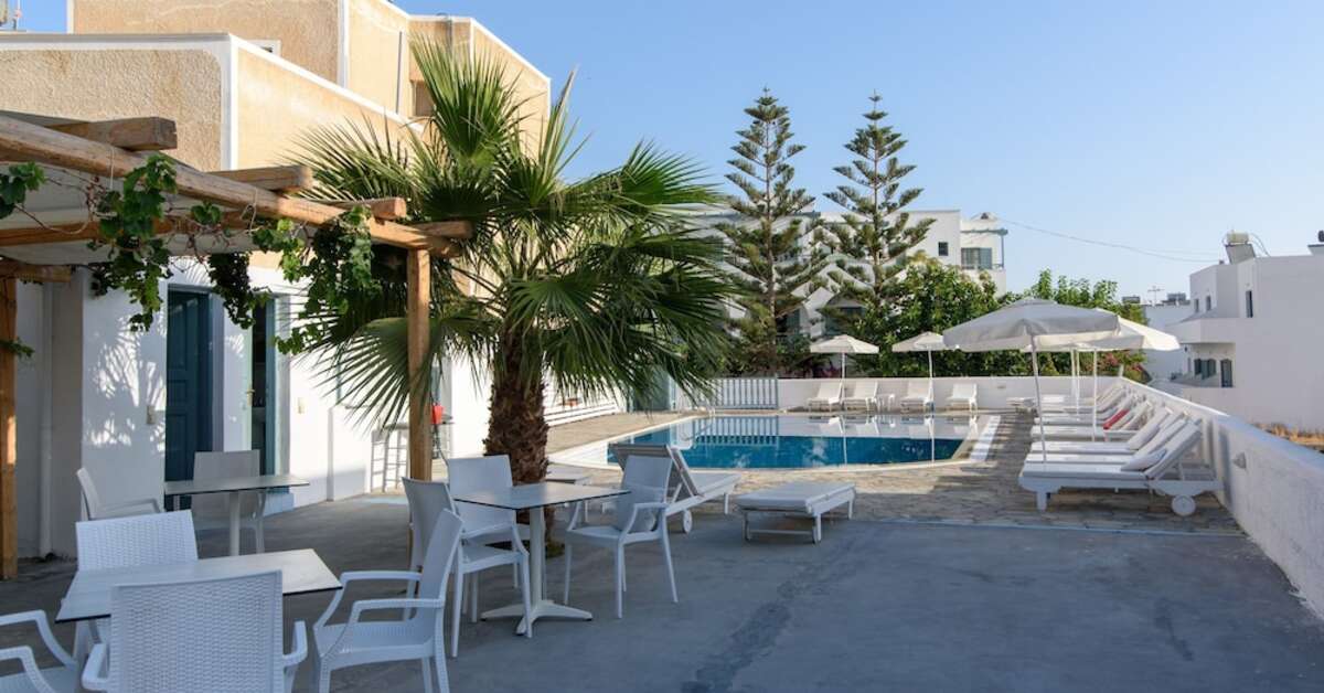 Een foto van het zwembad bij Iris Boutique Hotel