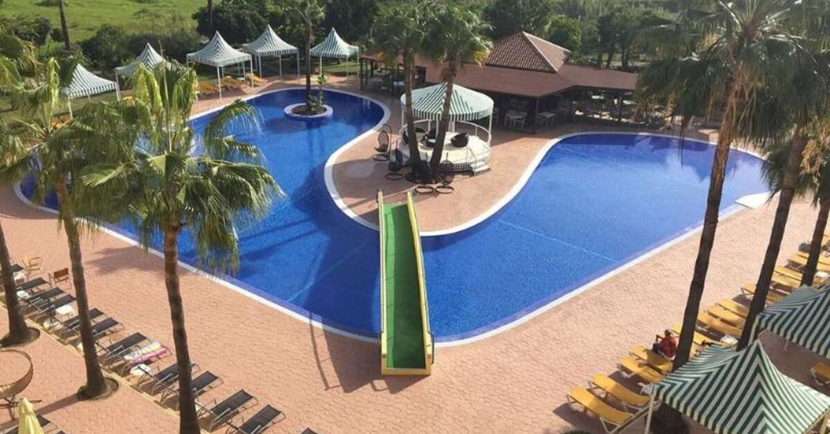 Een foto van het zwembad bij Hotel Baia Grande