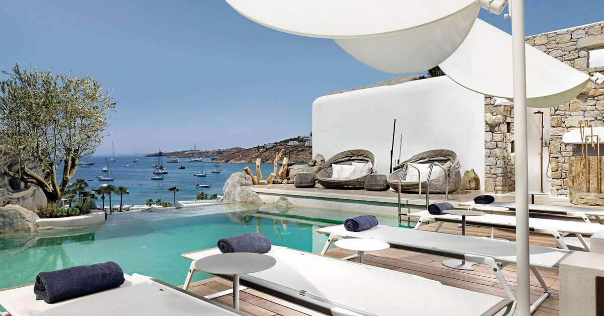 Een foto van het zwembad bij Kove Mykonos - A Myconian Collection Hotel