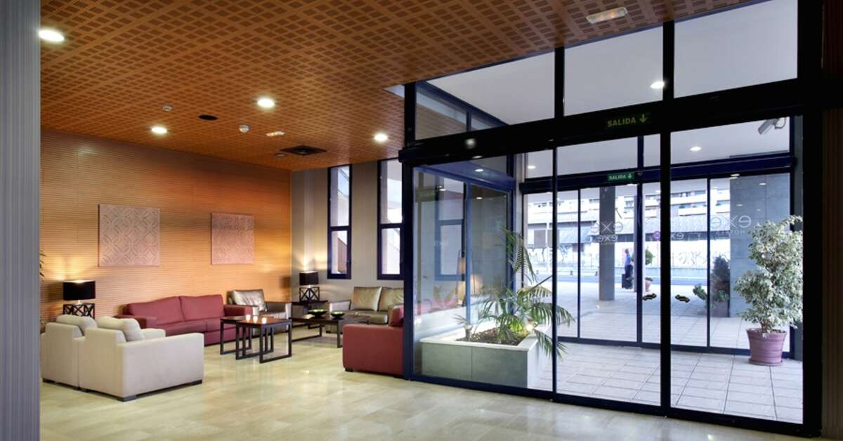 Een foto van het interieur van Exe Sevilla Palmera