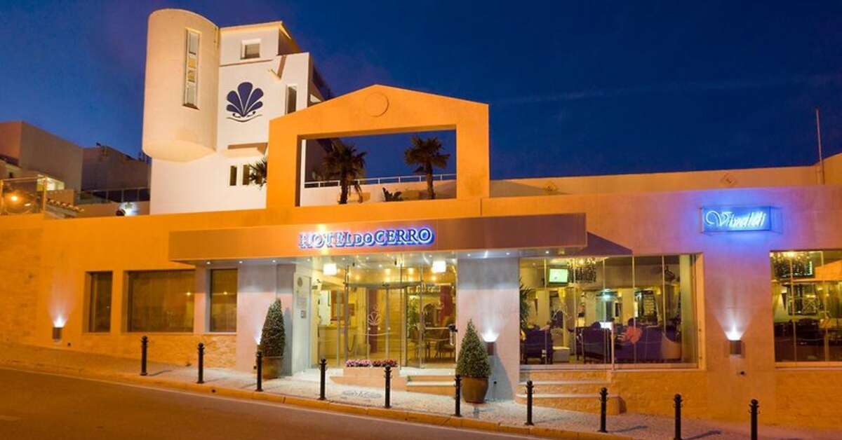 Een foto van de buitenkant van Hotel do Cerro