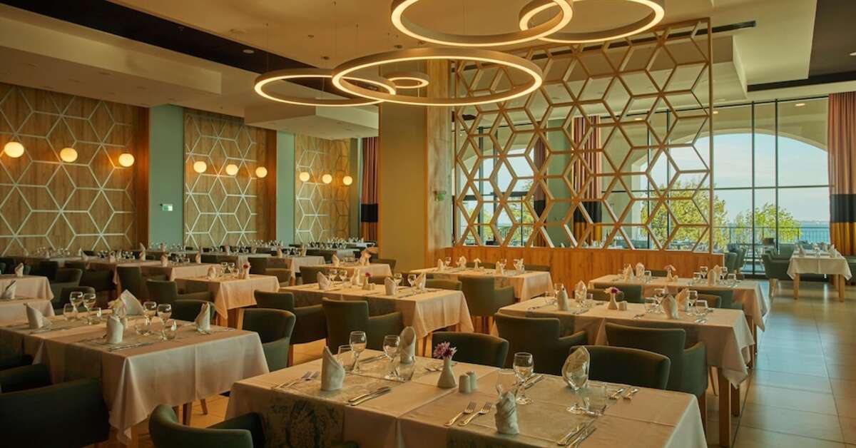Ein Foto Secrets Sunny Beach Resort & Spa