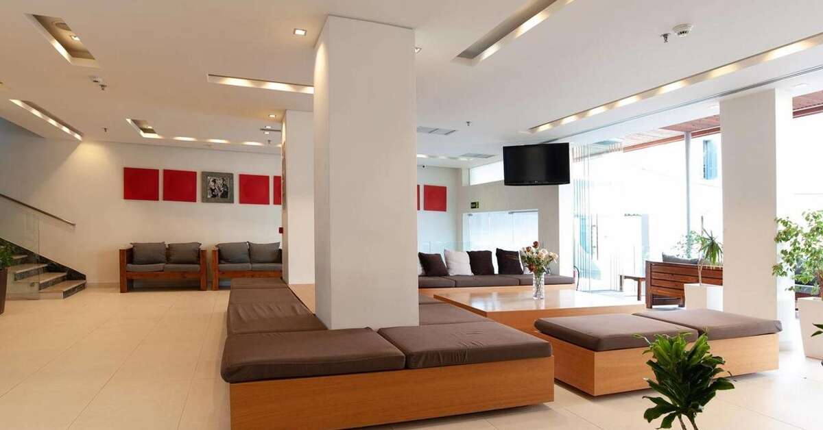 Een foto van het interieur van Atlantis City Hotel
