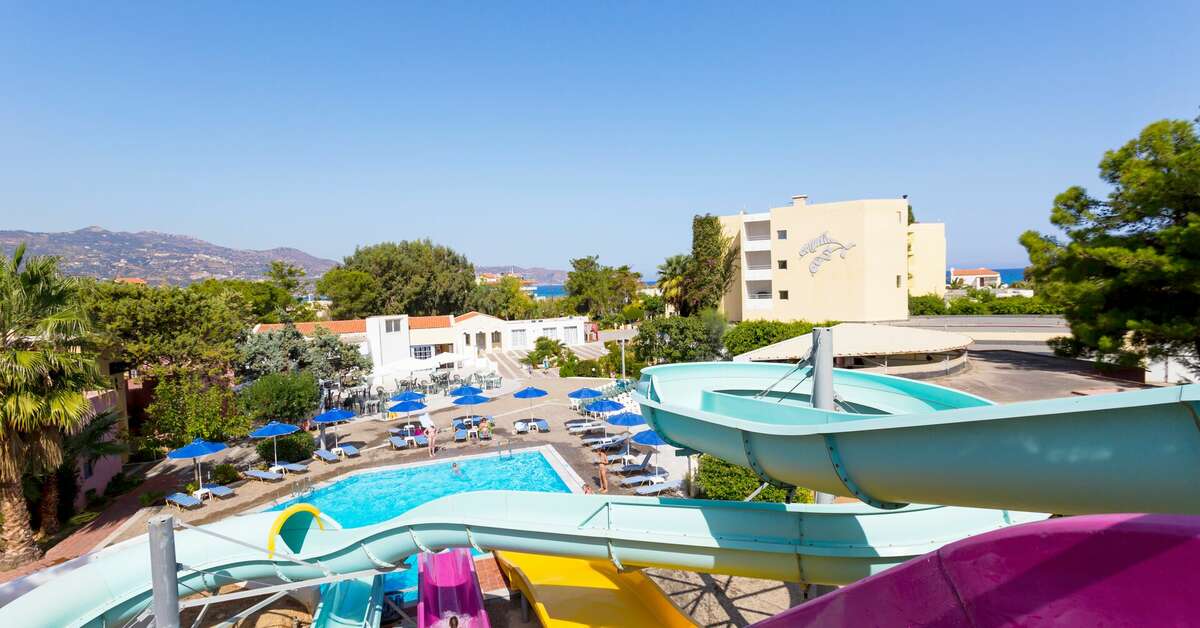 Een foto van het zwembad bij Dessole Dolphin Bay Resort
