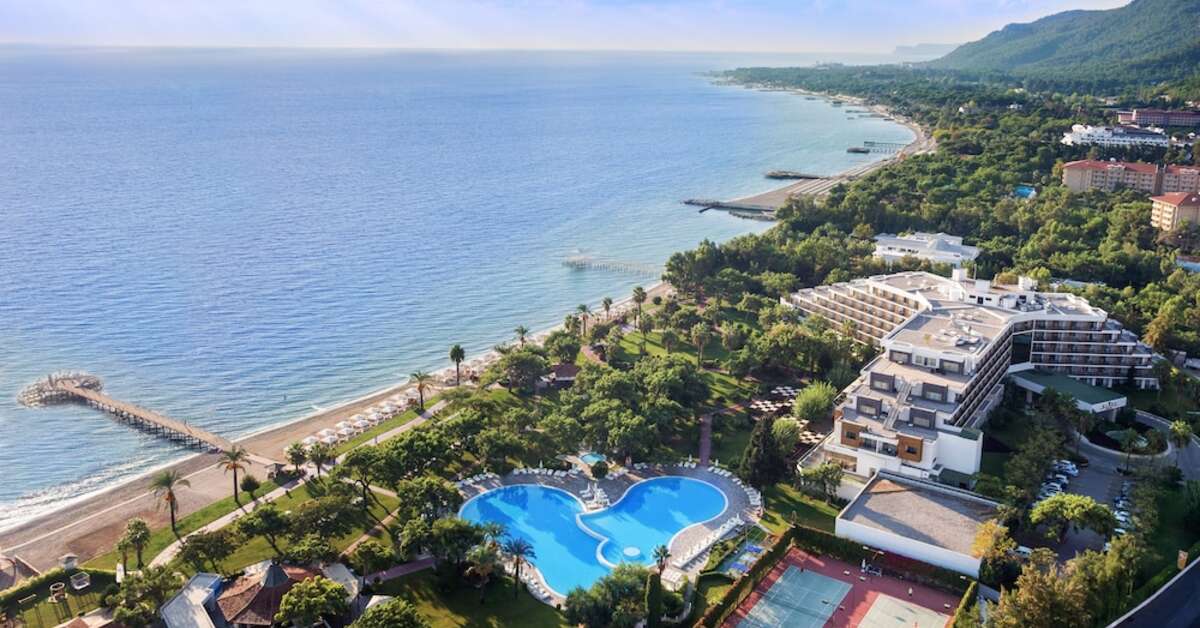 Een foto van het zwembad bij Rixos Beldibi