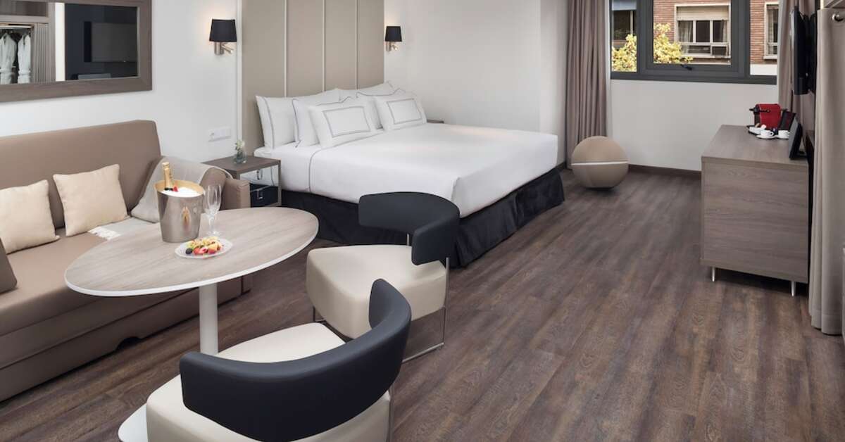 Ein Foto Melia Madrid Serrano