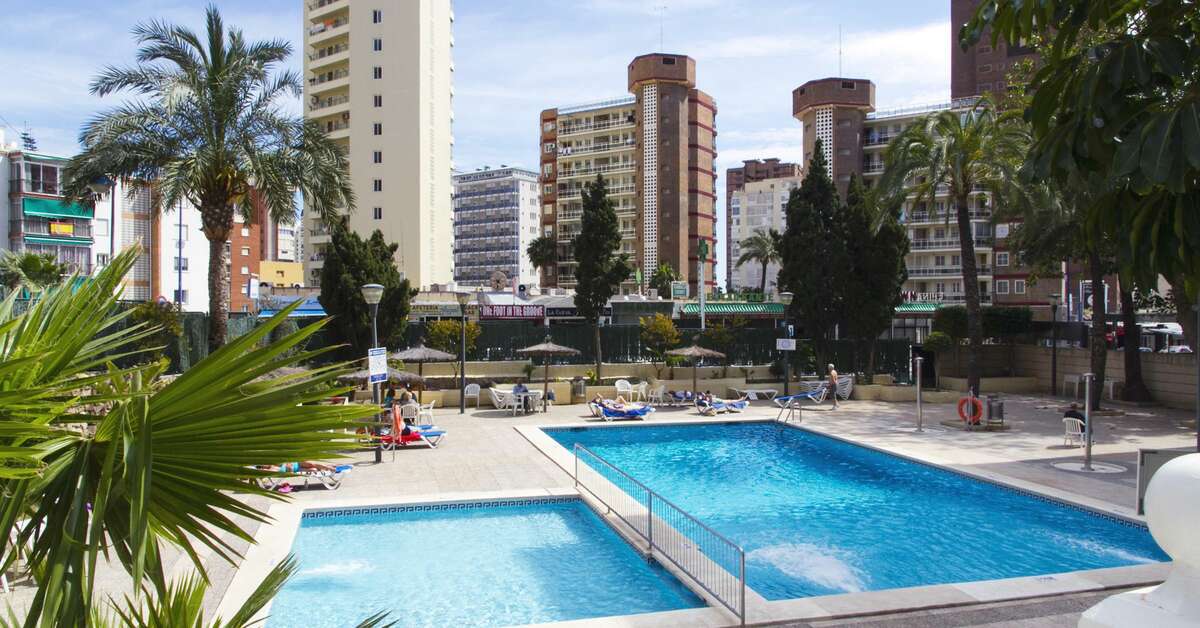 Een foto van het zwembad bij Poseidon Resort