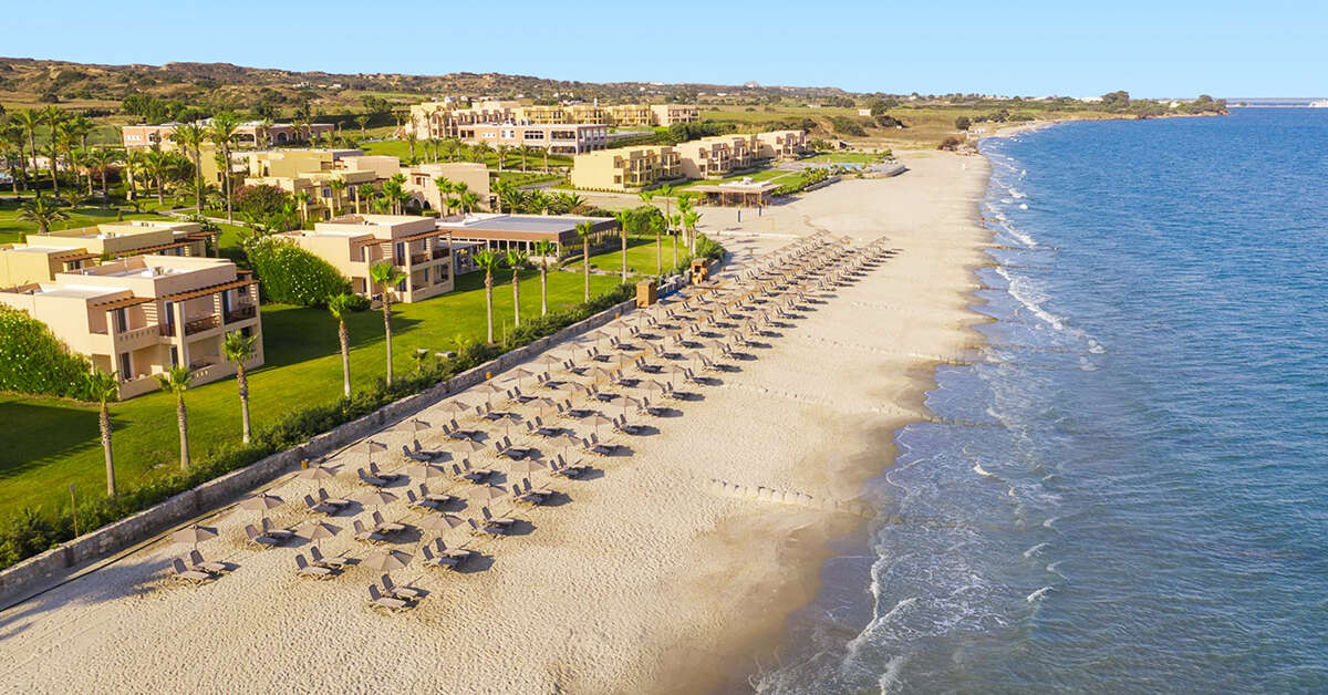Een foto van het strand bij Horizon Beach Resort
