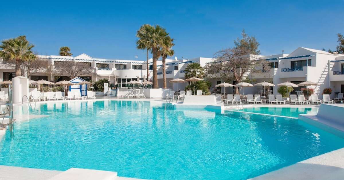 Een foto van het zwembad bij Relaxia Olivina Lanzarote