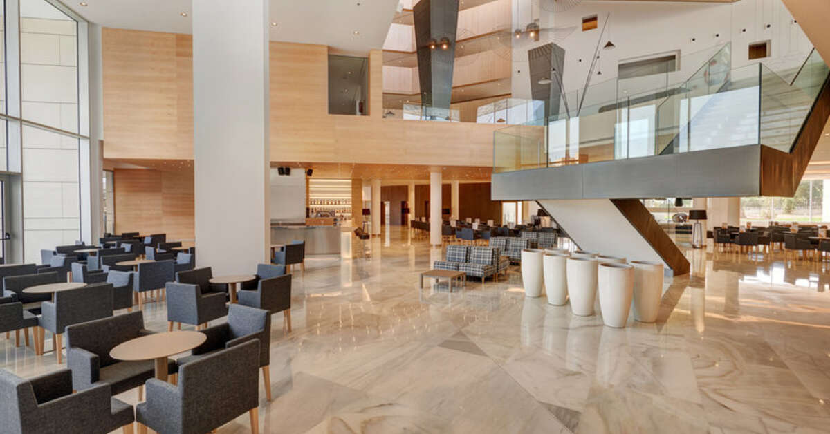 Een foto van het interieur van Hipotels Gran Playa de Palma