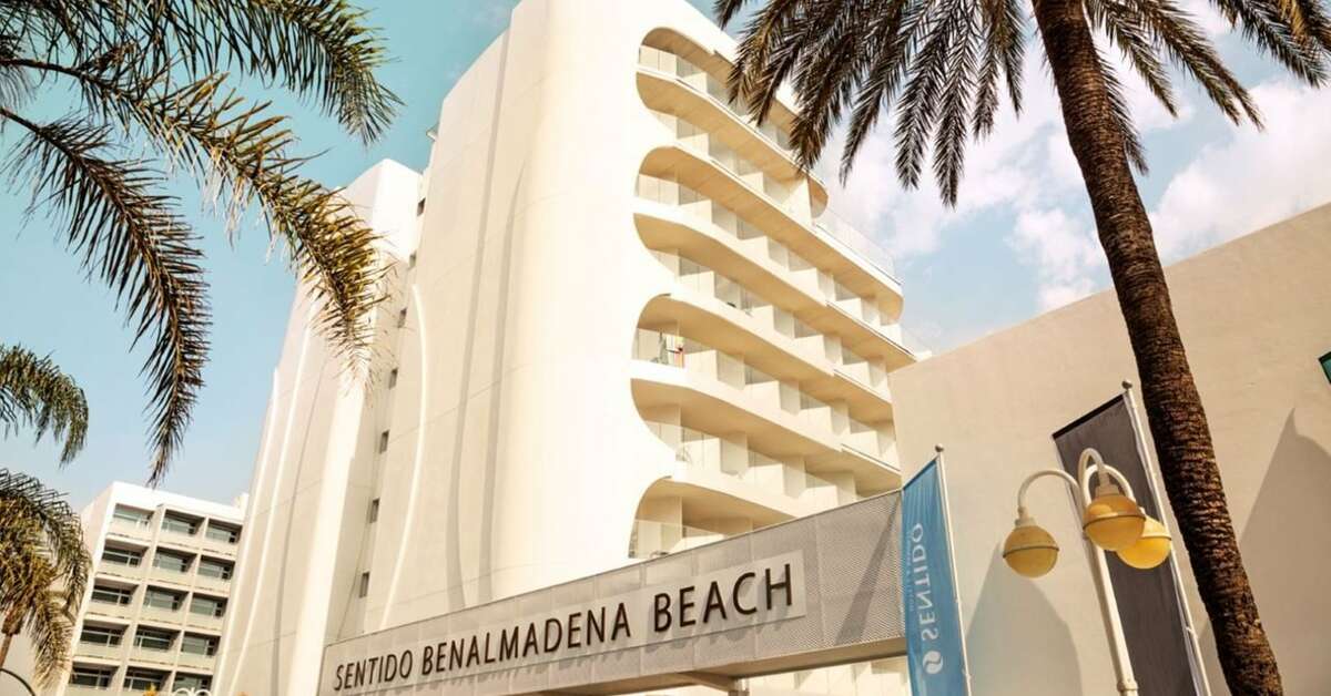 Een foto van de buitenkant van Hotel Benalmadena Beach