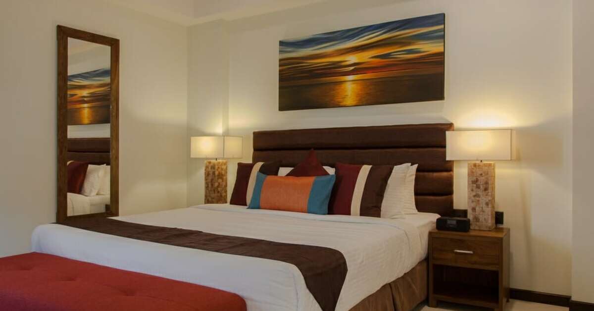 Ein Foto The Somerset Hotel