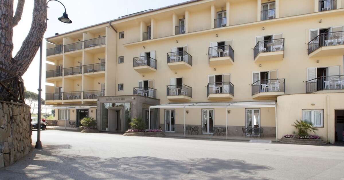 Een foto van de buitenkant van Hotel O Sole Mio
