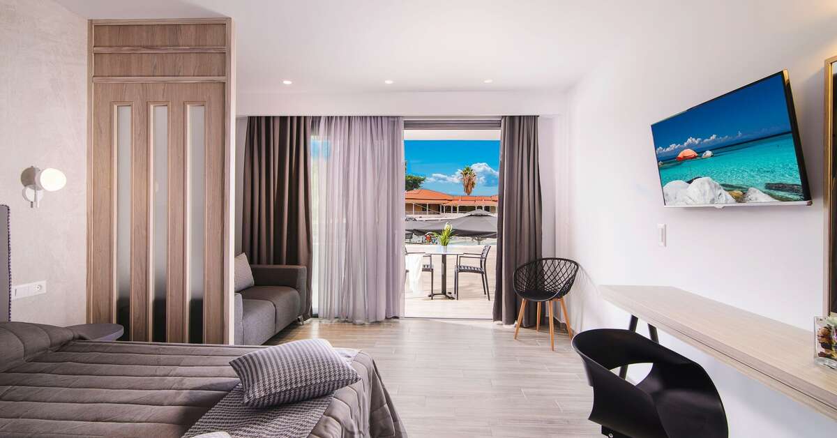 Een foto van Lagomandra Beach Hotel & Suites
