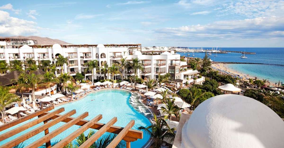 Een foto van het zwembad bij Princesa Yaiza Suite Hotel Resort