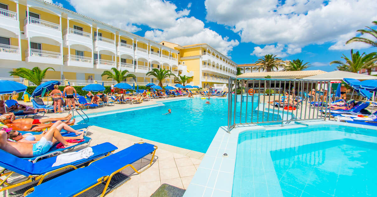 Ein Foto vom Pool im Poseidon Beach Hotel