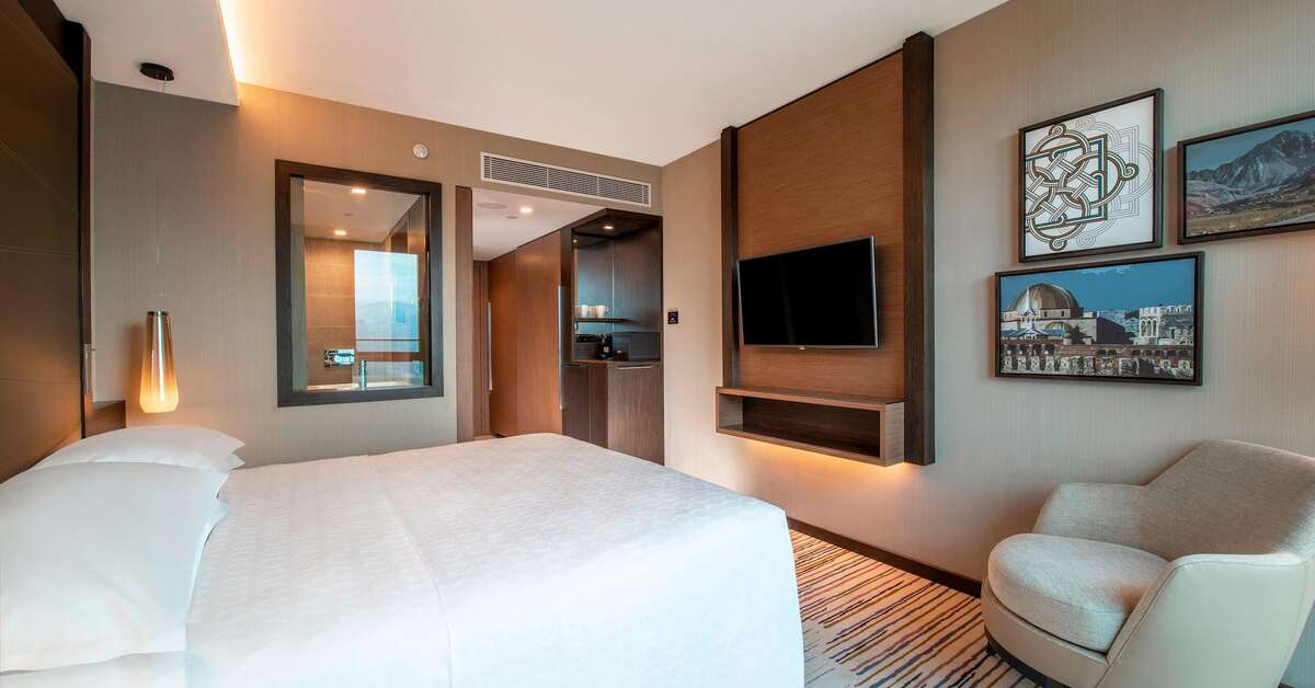 Een foto van Sheraton Grand Tbilisi Metechi Palace