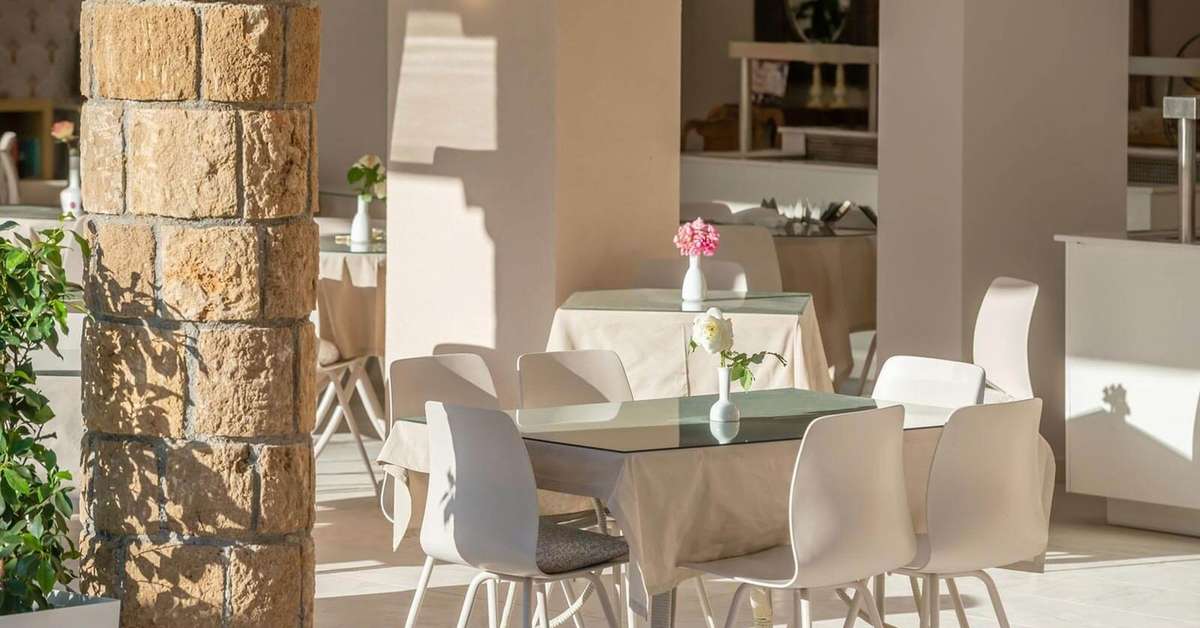 Een foto van de faciliteiten bij Hotel Vasilikos Beach