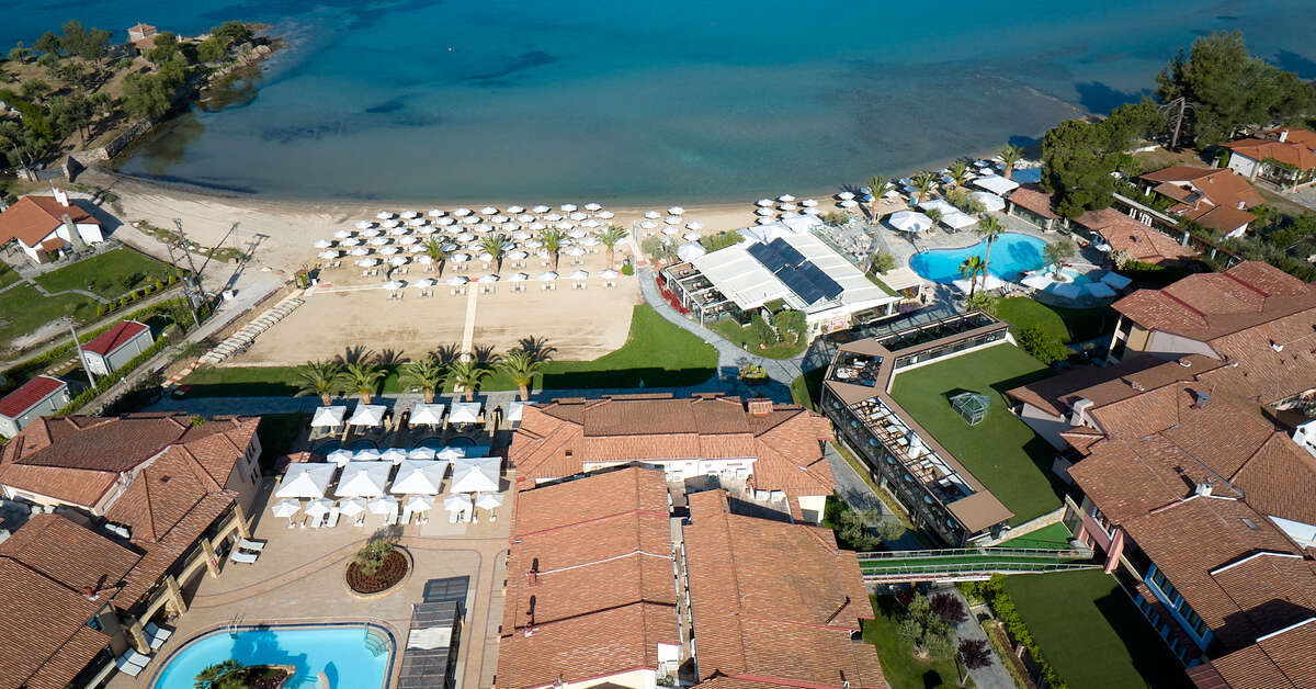 Een foto van het zwembad bij Anthemus Sea Beach Hotel & Spa
