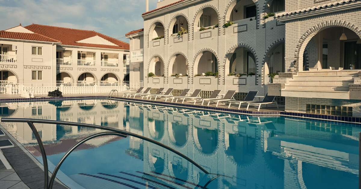 Een foto van het zwembad bij Meandros Boutique & Spa