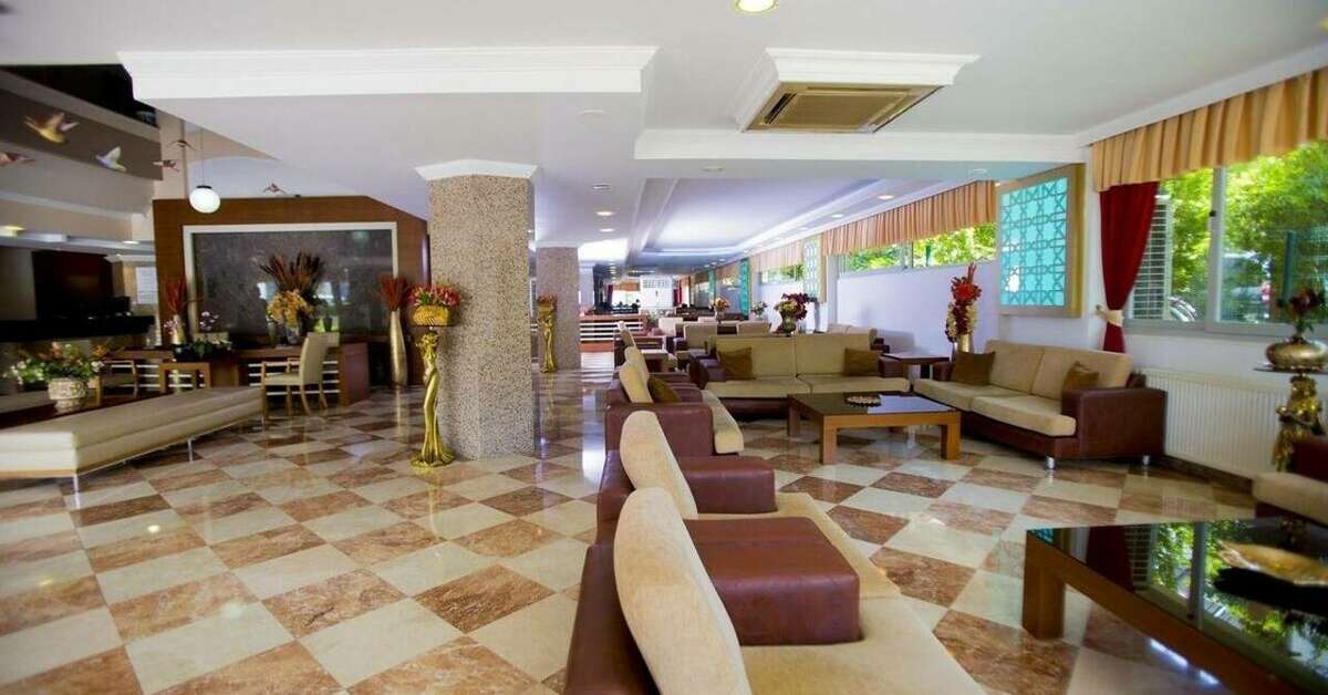 Een foto van het interieur van Fame Beach Hotel