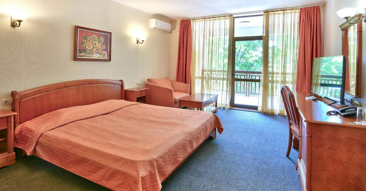Een foto van Estreya Palace & Residence