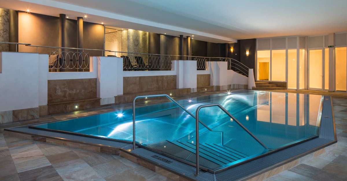 Een foto van het zwembad bij Falkensteiner Grand Spa Marienbad