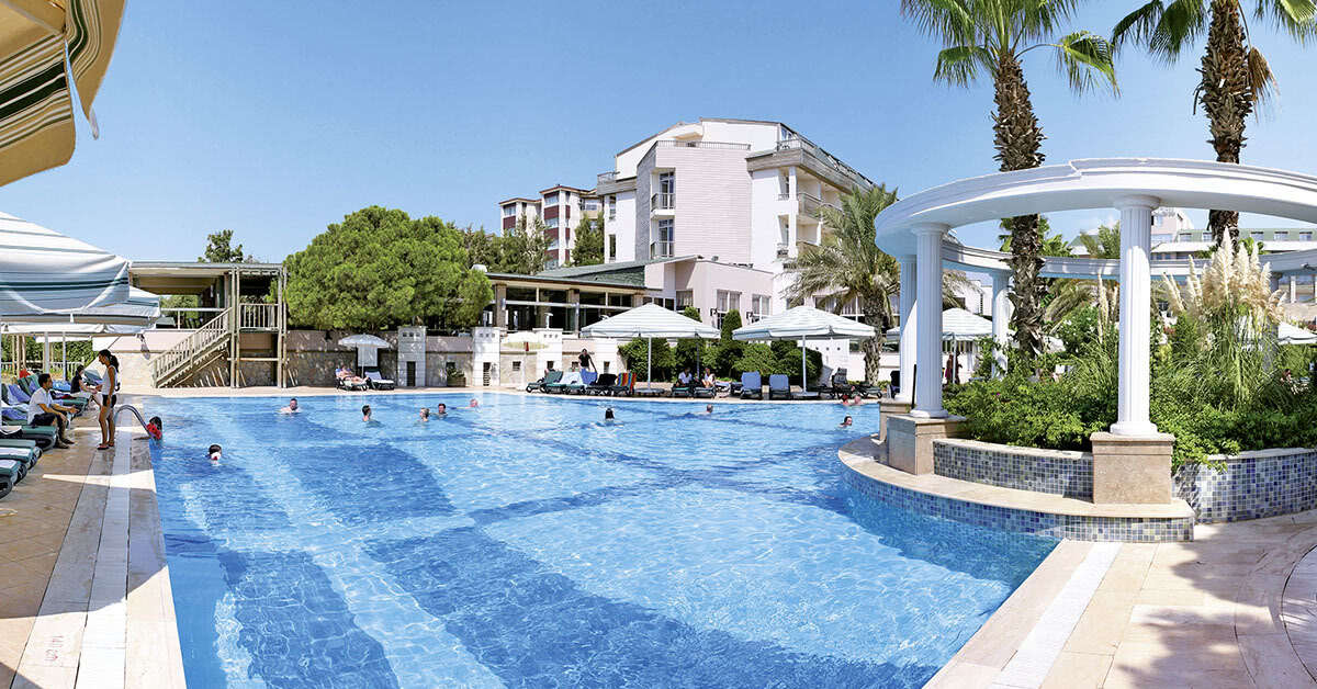 Ein Foto vom Pool im Hotel Oleander