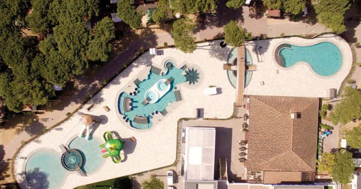Een foto van The Green Park Hotel