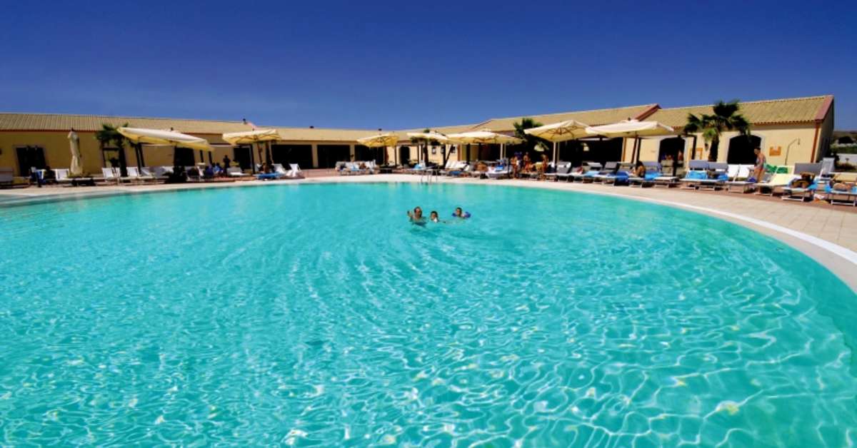 Een foto van het zwembad bij Sikania Resort & Spa