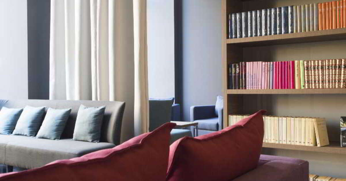 Een foto van het interieur van 88 Rooms Hotel