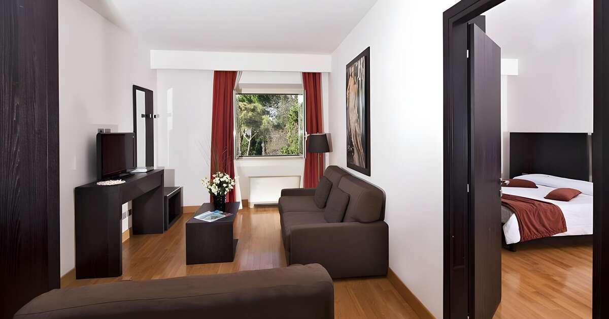 Ein Foto Excel Hotel Roma Montemario