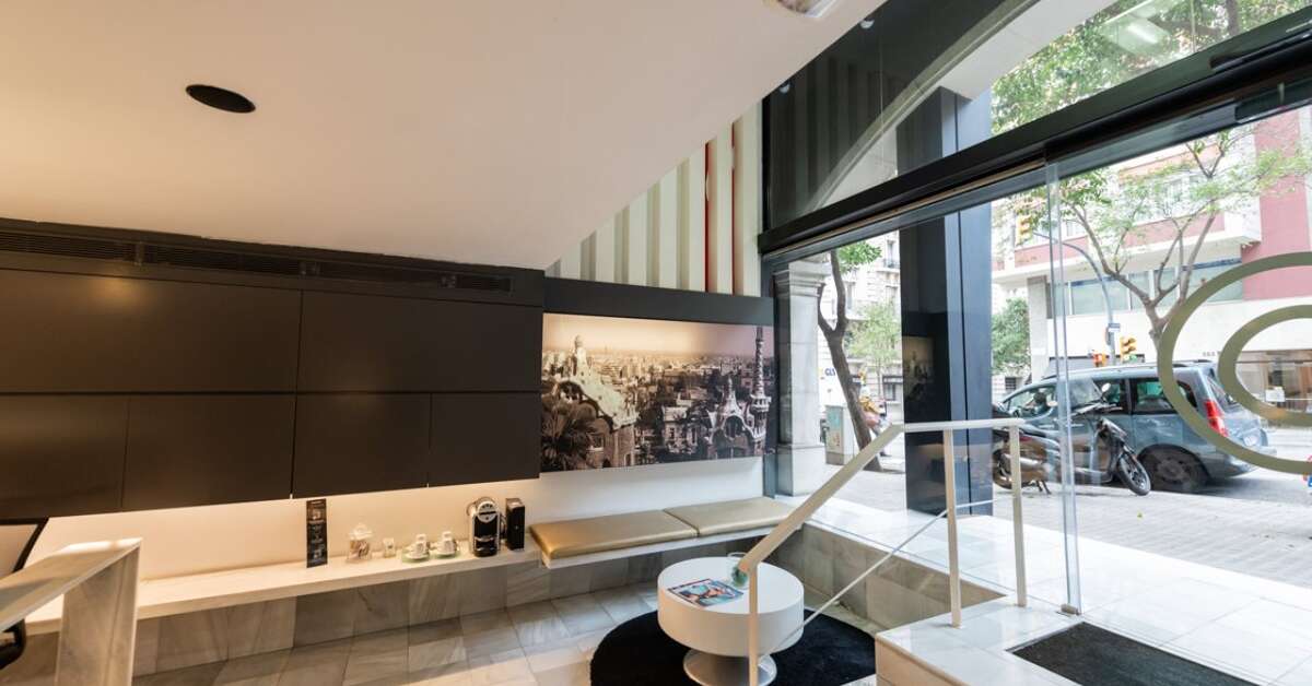 Een foto van het interieur van Atenea Rekord Suites