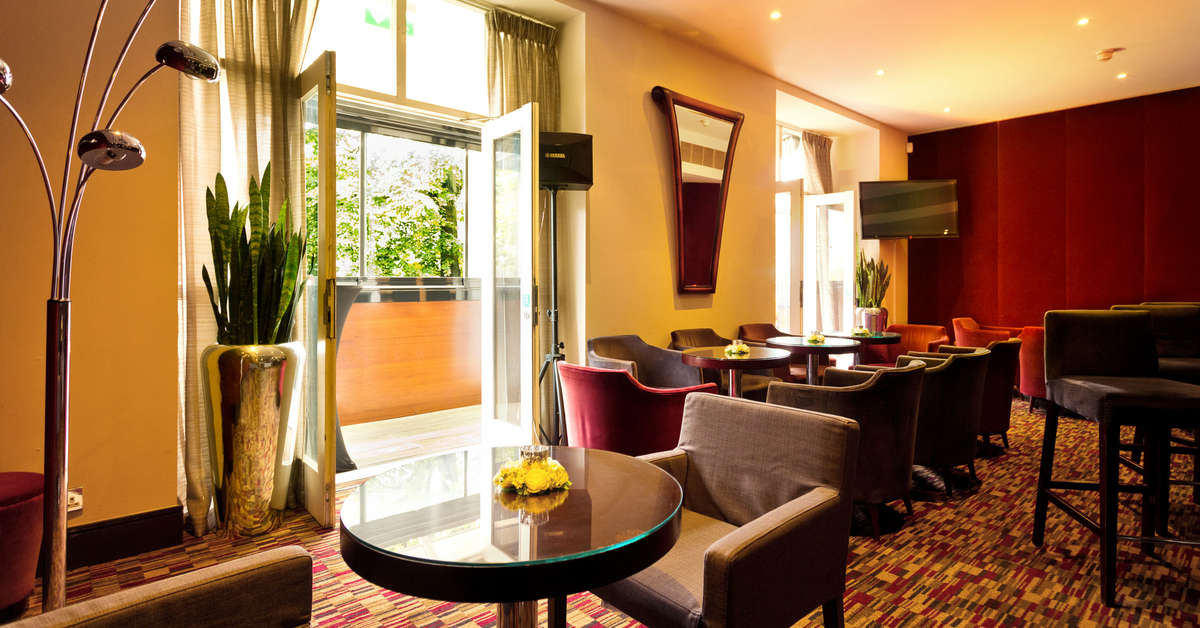 Een foto van het interieur van Park City Grand Plaza Kensington