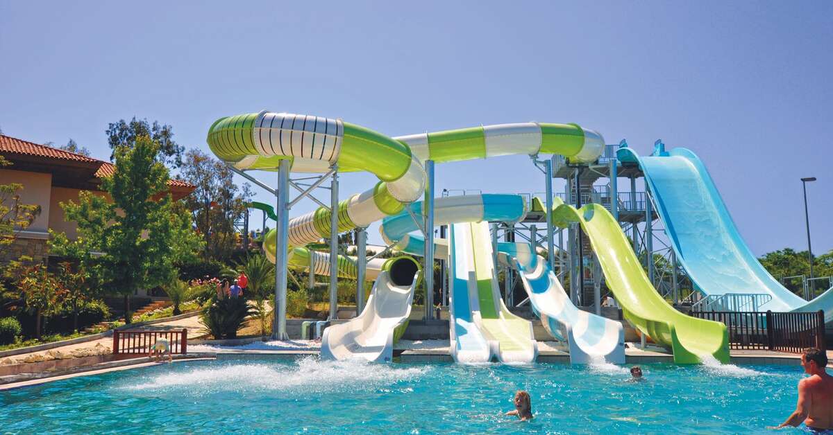 Ein Foto vom Pool im Club Grand Aqua