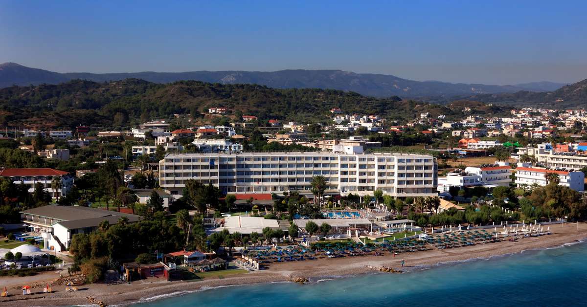 Een foto van de buitenkant van Blue Bay Beach Resort