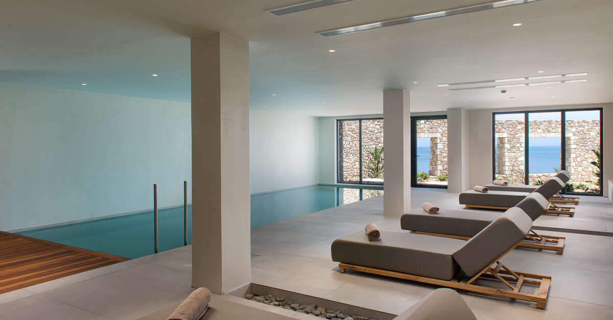 Een foto van het zwembad bij Koia All-Suite Wellbeing Resort